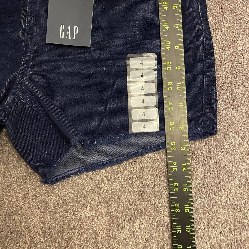 GAP Women's Corduroy Shorts 4 inch Blue Raw Edge Hem Cut Off Size 4 - NWT $49.95